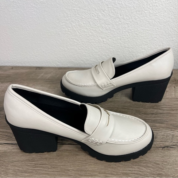 Soda Women's Chunky White Heel Loafers Size 10 Grunge Y2K Platform - Picture 6 of 8